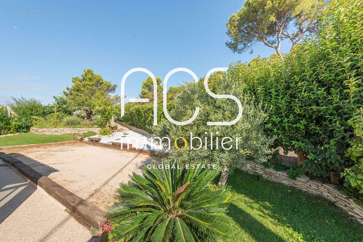 Maison à ENSUES-LA-REDONNE