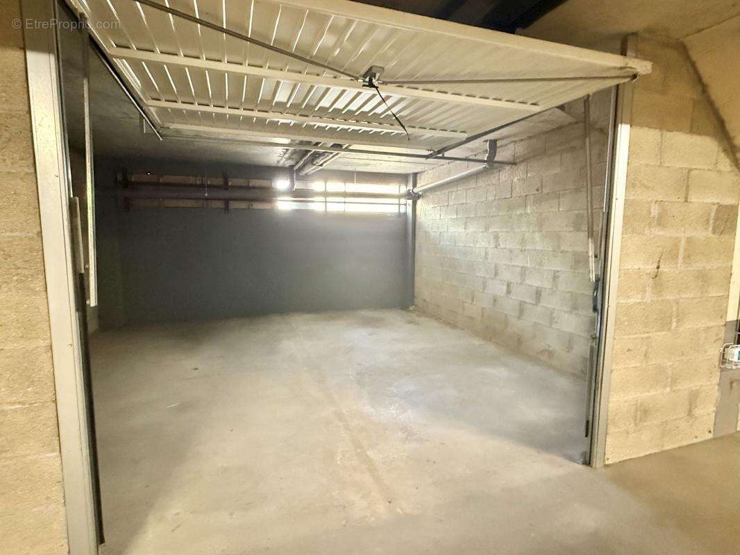 Appartement-Maison à vendre Chenôve, type duplex, 2 chambres avec terrasse à chaque niveau, garage double - photo 16