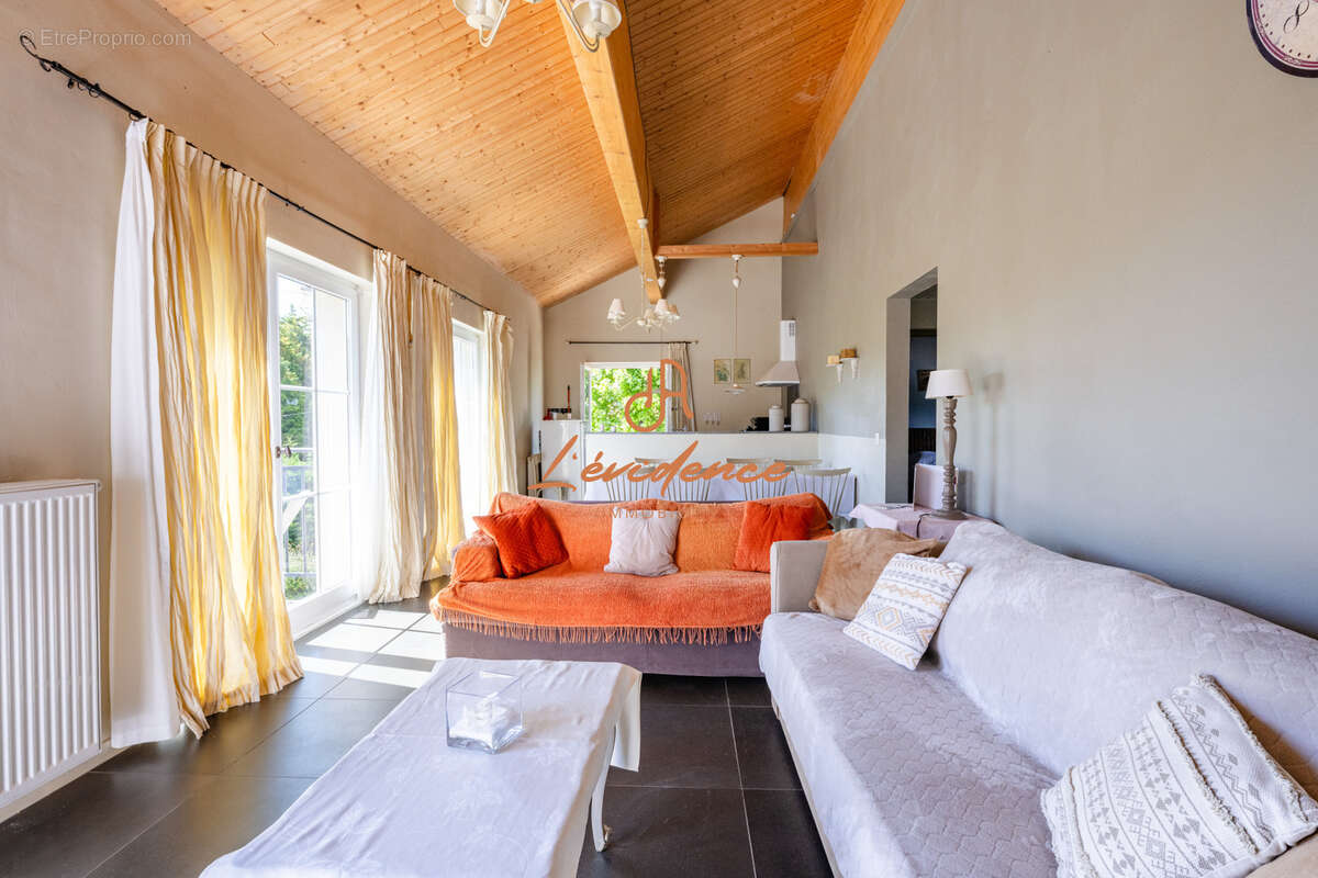 Appartement à ALLAN