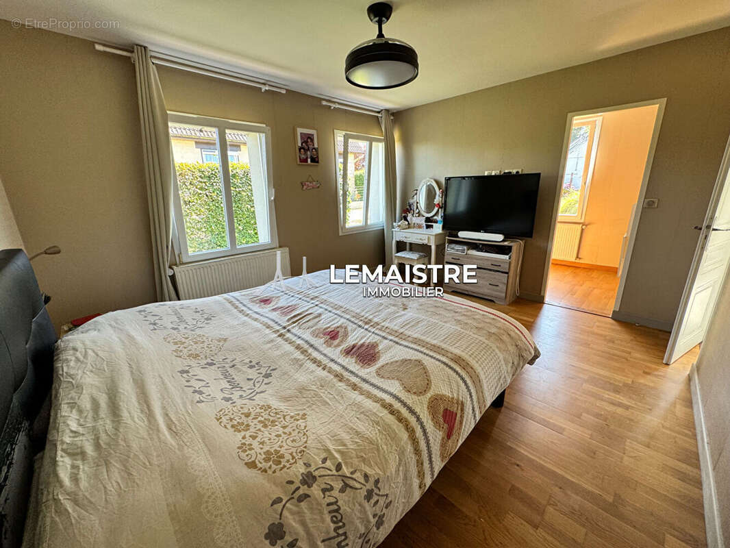 Très proche Goderville Maison avec vie de plain-pied à vendre - 146 m² - 3 chambres - photo 8
