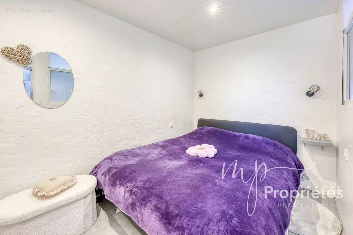 Appartement à BORMES-LES-MIMOSAS