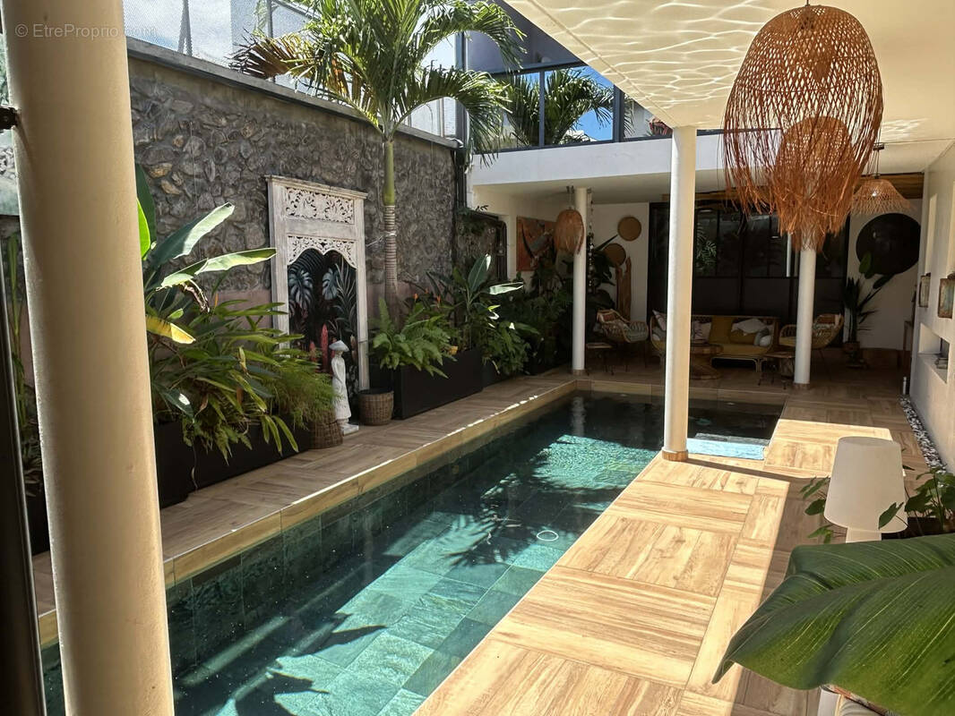 Maison à SAINT-DENIS