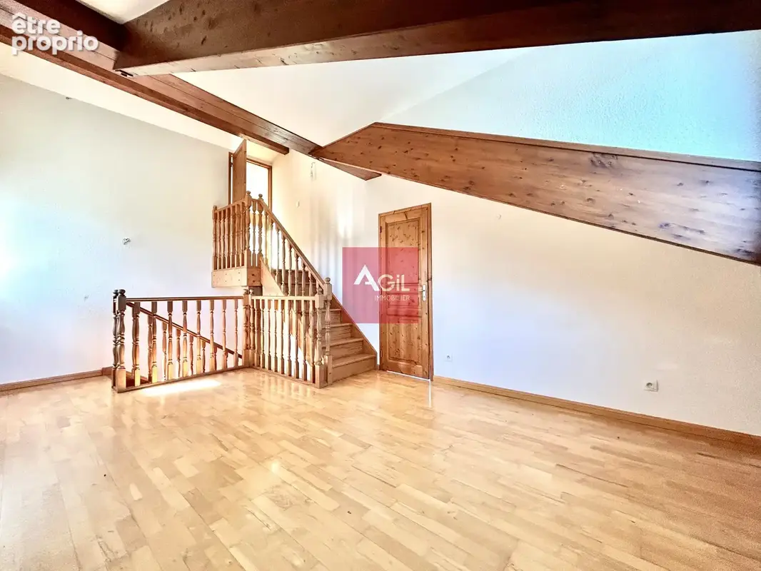 BERNIN : Appartement en triplex de 95m2 avec vue sur Belledonne. - photo 5