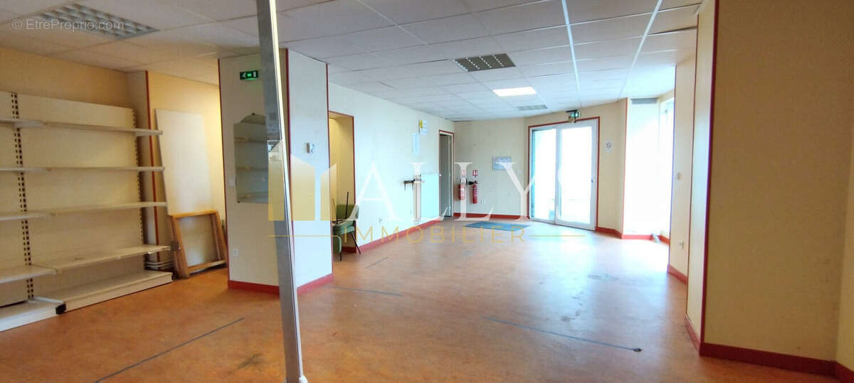 Appartement 226 m² à Serifontaine  - photo 4