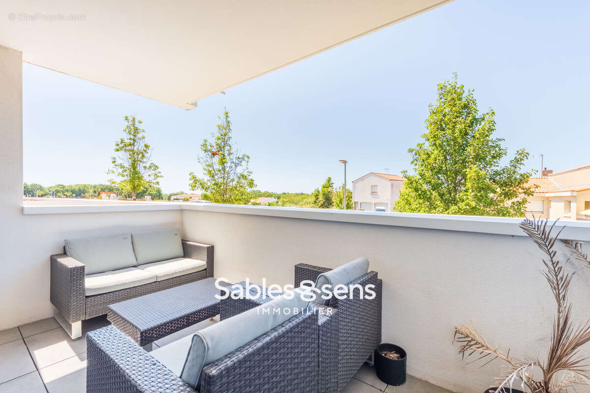 Appartement T3 avec parking et cave sur la commune du Château d'Olonne - photo 7