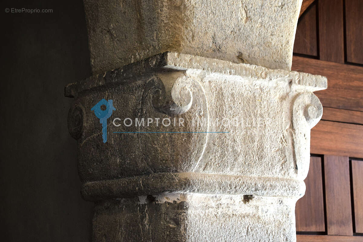 Maison à VALLON-PONT-D'ARC