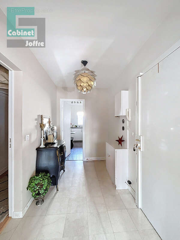 Appartement à FONTAINEBLEAU