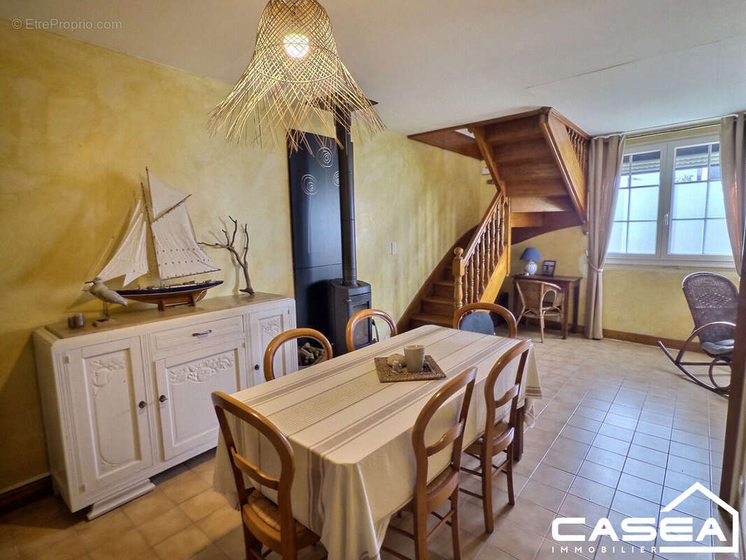 Maison à LOCTUDY