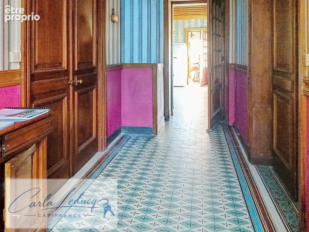 Coup de coeur pour les amoureux de belle demeure à vendre 14 pièces - Elégance, art de vivre - SOUVIGNE (79) - photo 7