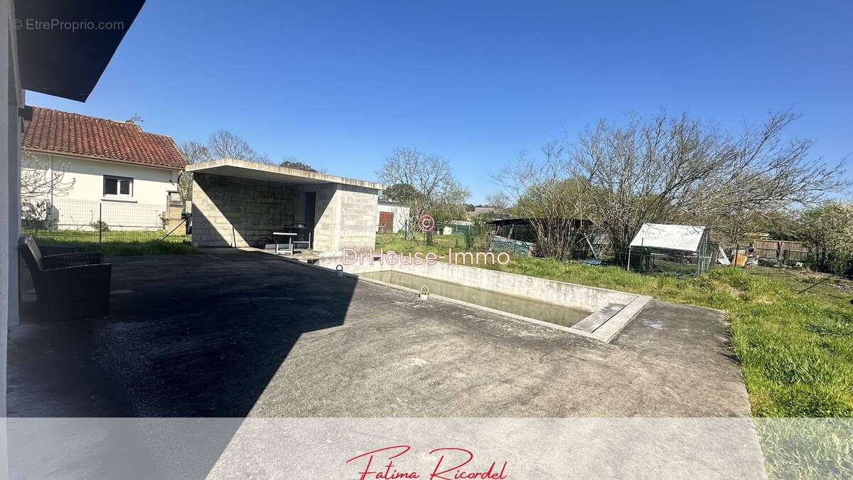 Maison à SAINT-MEDARD-EN-JALLES