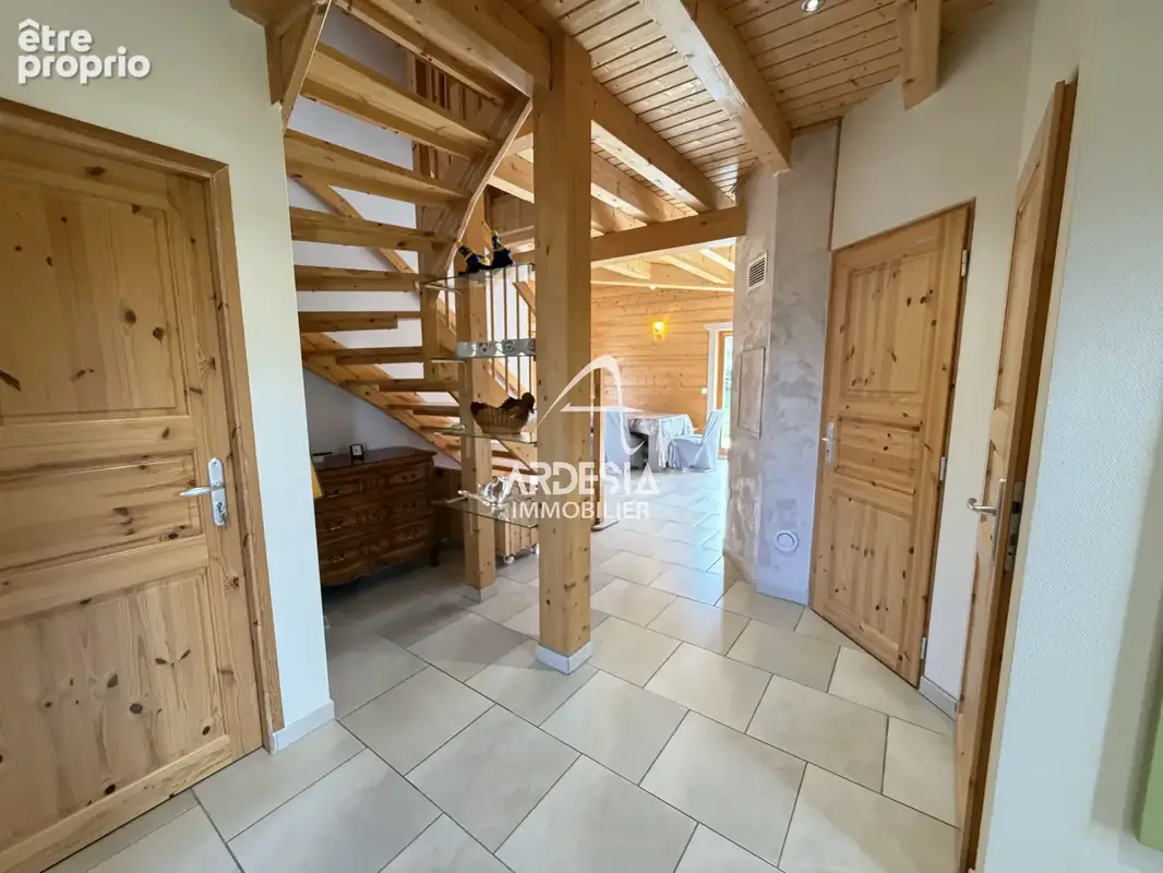 Maison 7 pièces 159 m² à vendre à Albiez-Montrond (73300) - photo 9