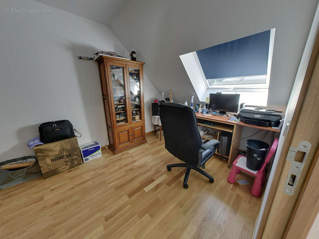 Maison à OZOIR-LA-FERRIERE