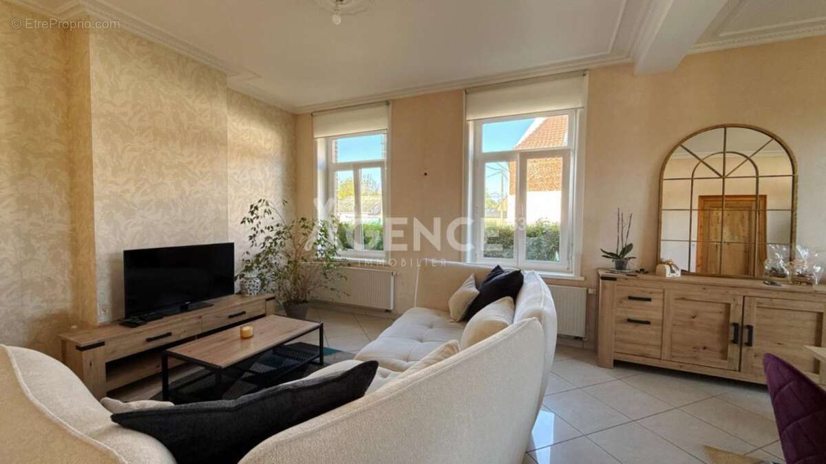 Maison à THEROUANNE