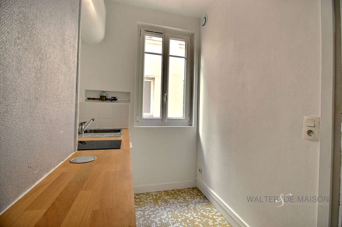 Appartement à LEVALLOIS-PERRET