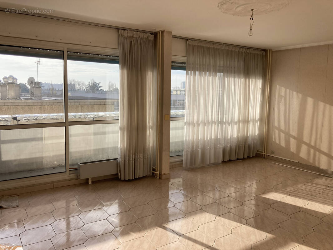 Appartement à SARCELLES