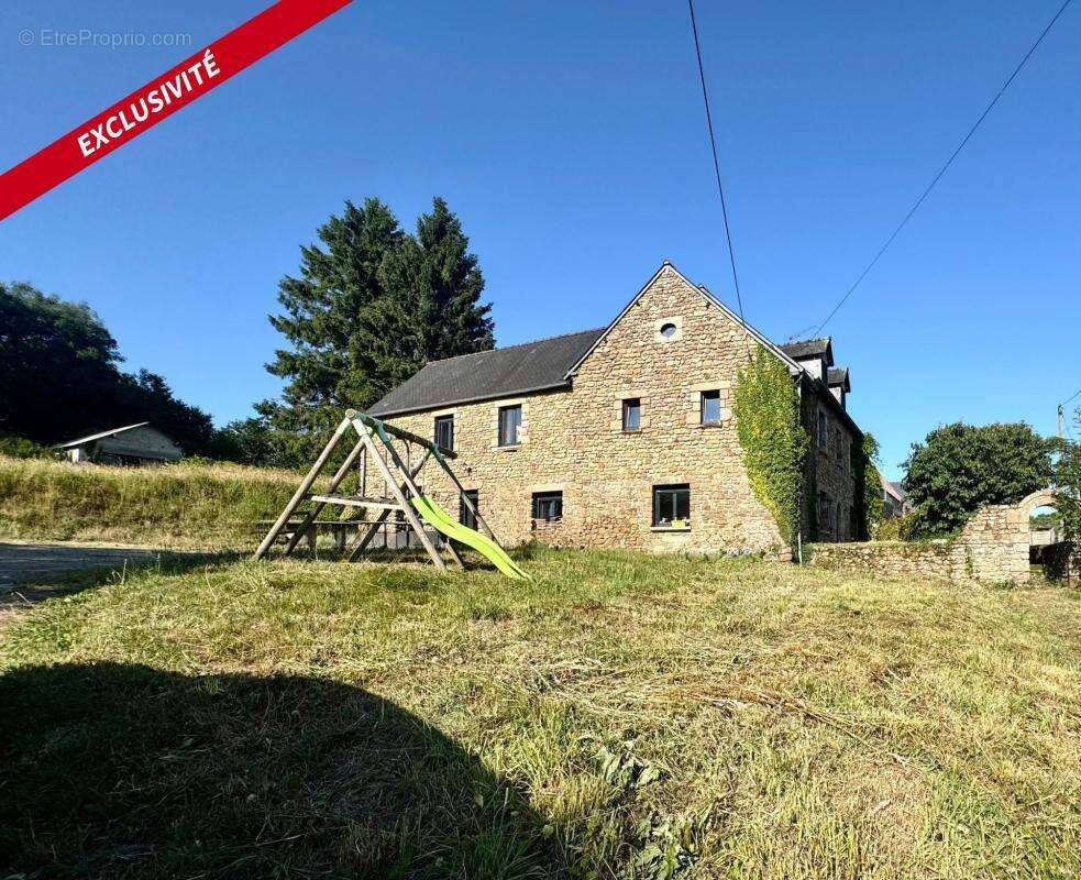 Maison à BAGUER-PICAN