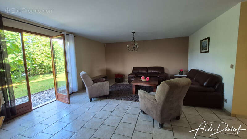 Maison à HAUTEVILLE-SUR-FIER