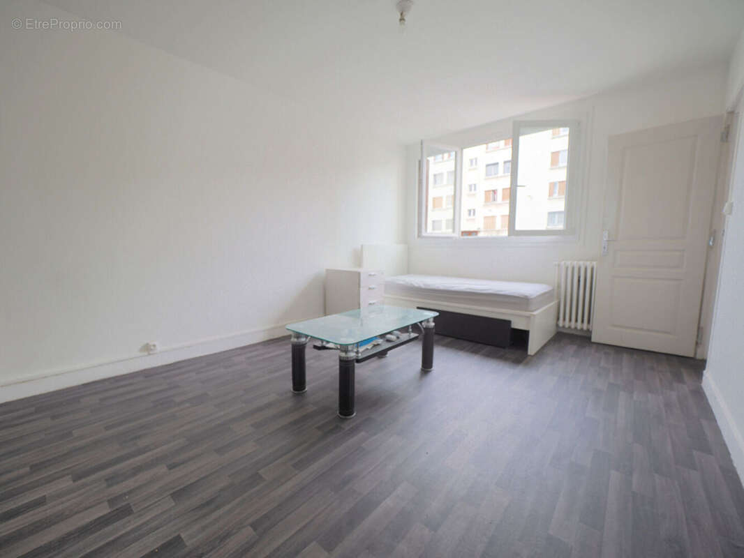 Appartement à ROMAINVILLE