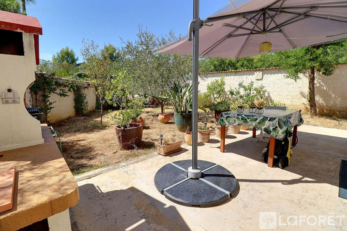 Maison à LA LONDE-LES-MAURES