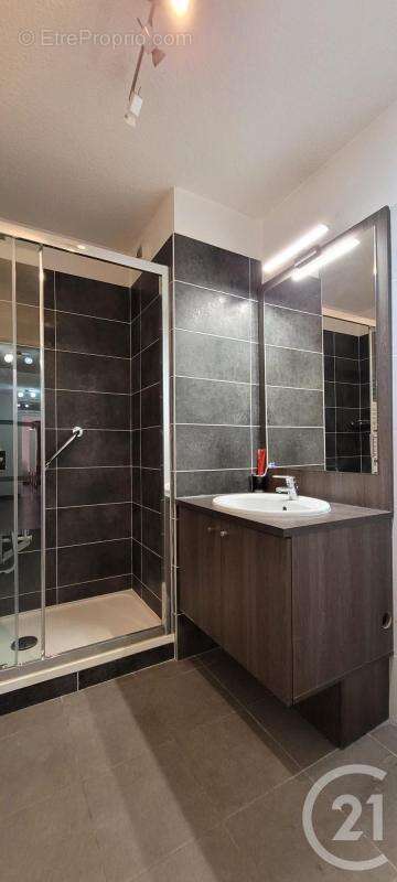 Appartement à LATTES