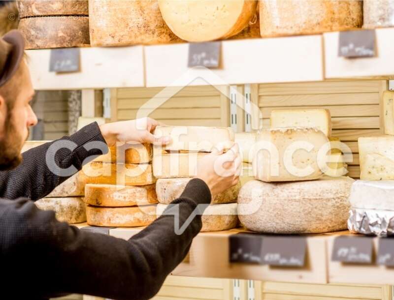 Fonds de commerce à vendre proche de NANTES (44) traiteur fromagerie charcuterie épicerie 48m2 - photo 3