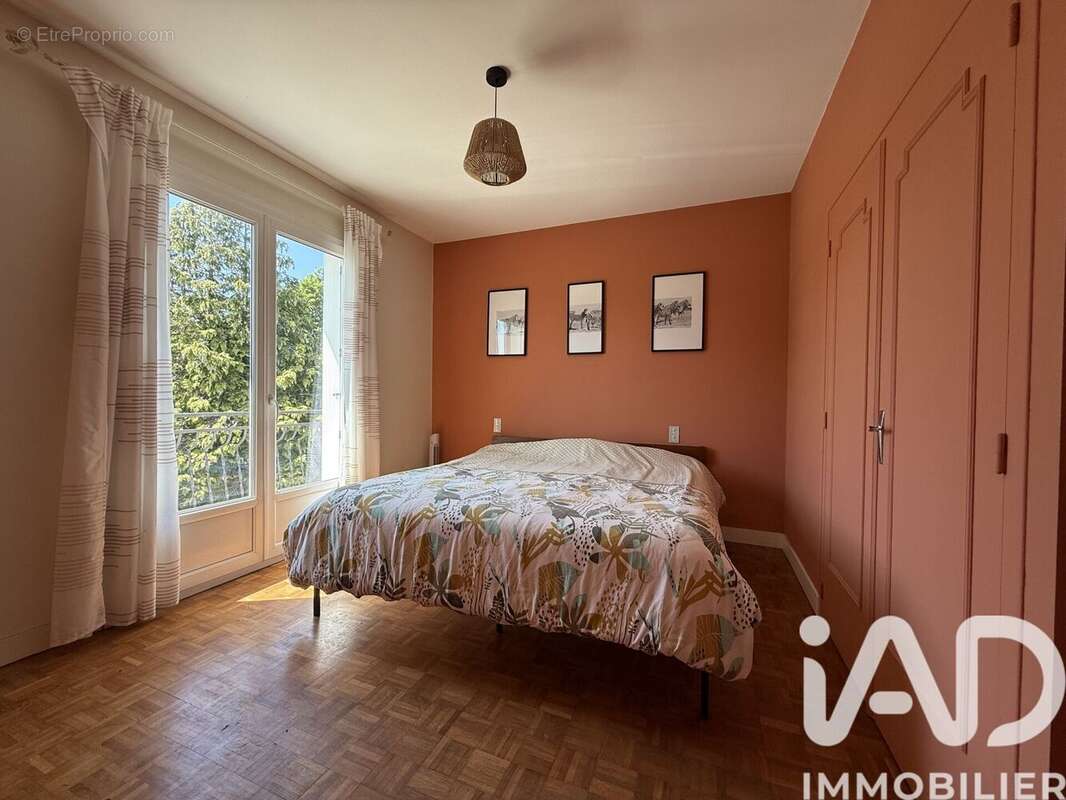 Maison 103 m² à Burgnac  - photo 7
