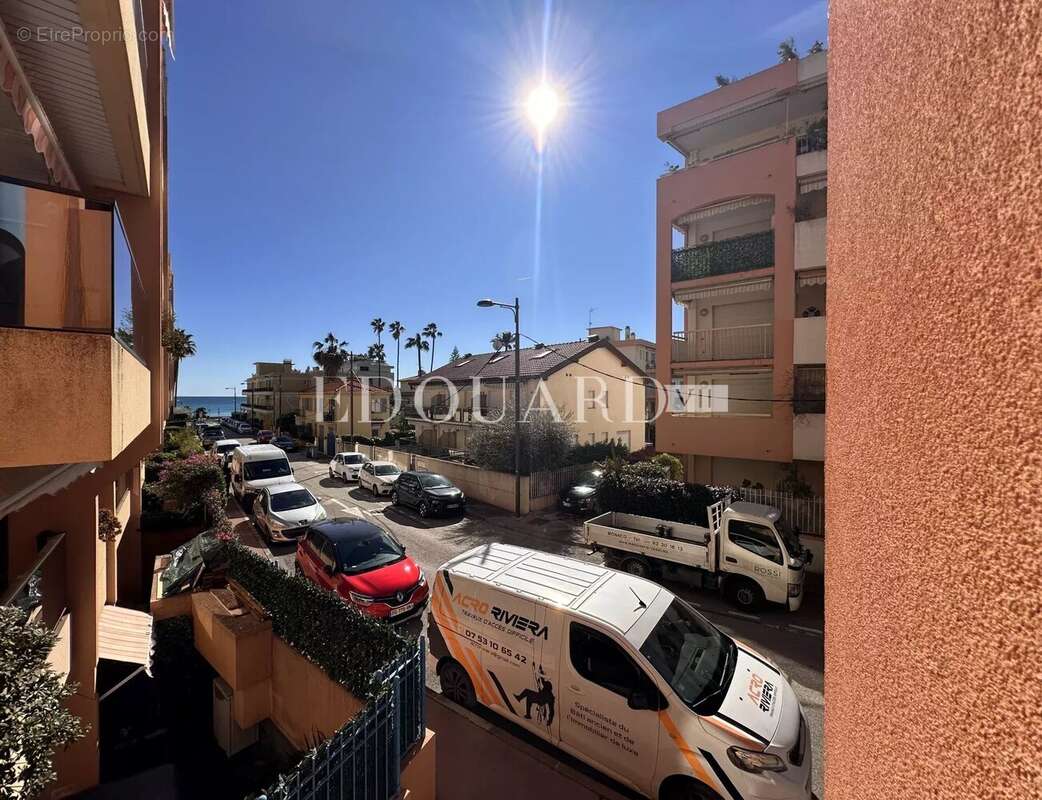 Appartement à ROQUEBRUNE-CAP-MARTIN