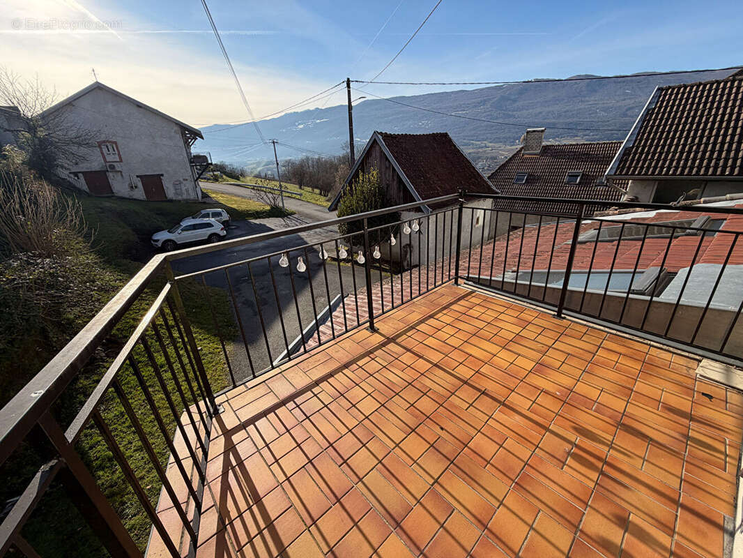 Appartement à SEYSSEL