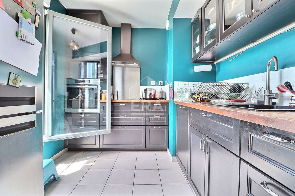 Appartement à AUBERVILLIERS