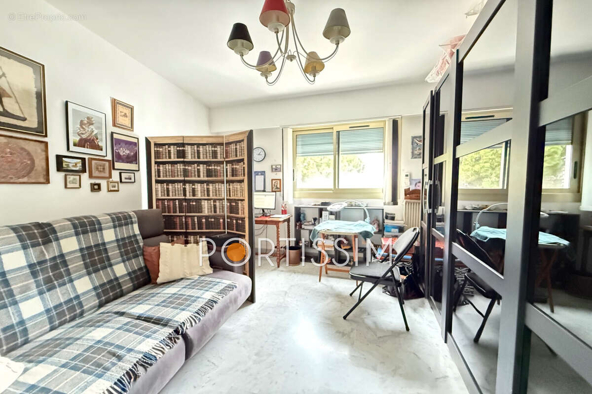 Appartement à CAGNES-SUR-MER