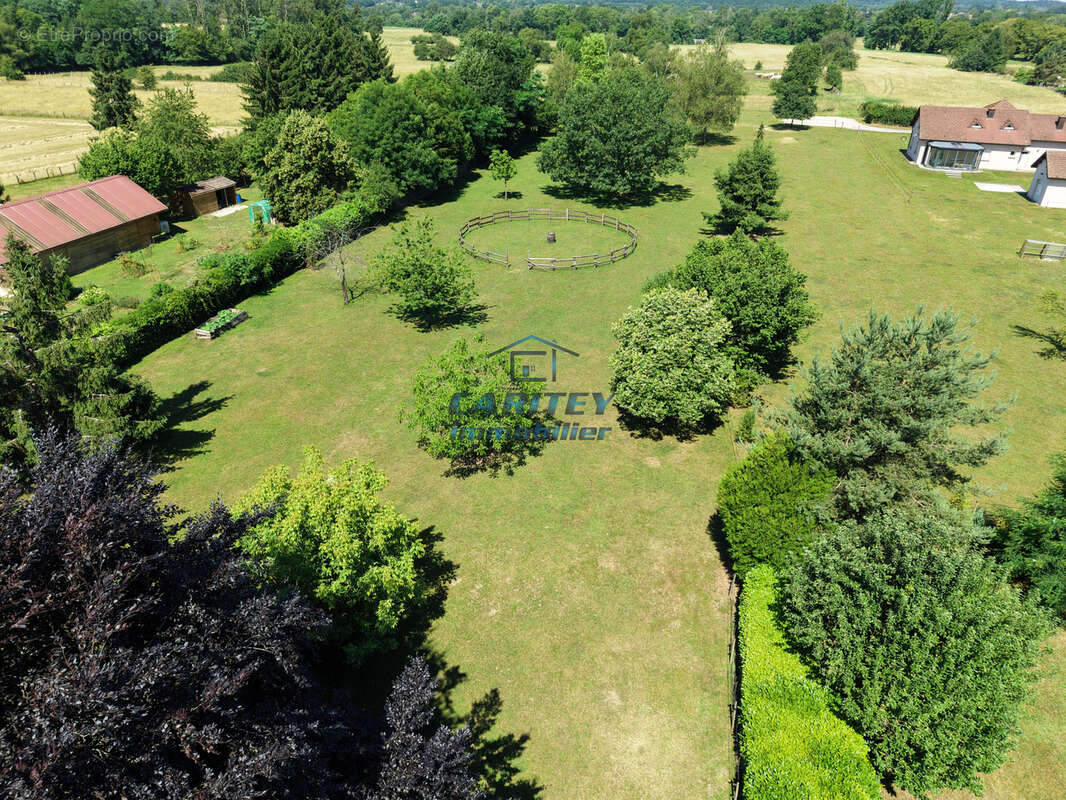 Ancienne ferme rénovée entièrement de 225 m2 habitable sur 6063 m2 de terrain à la NEUVELLE - photo 18