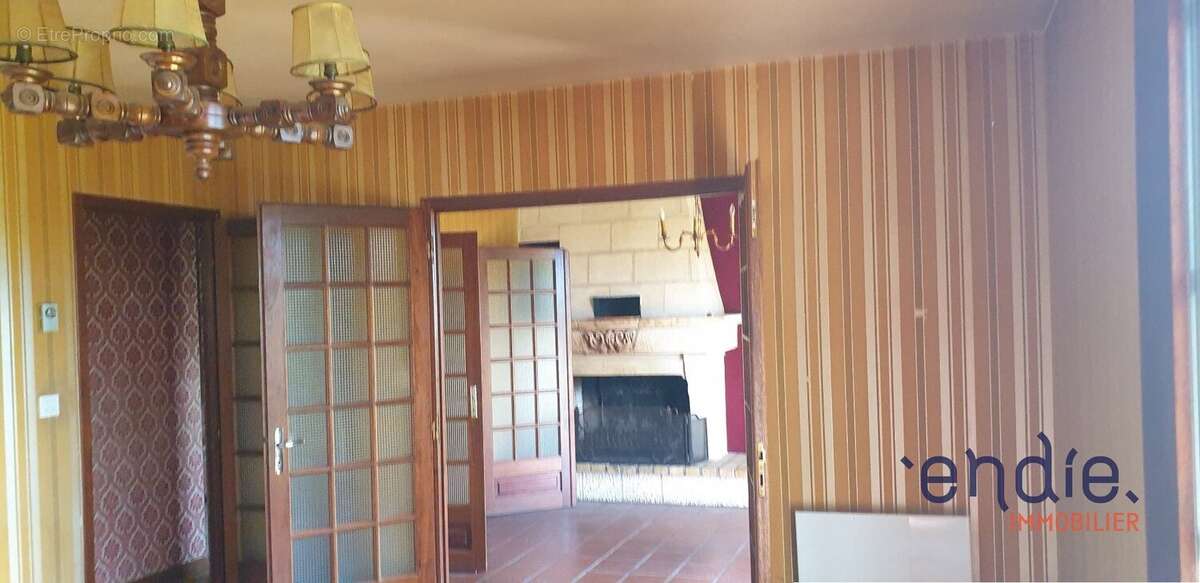 Maison à SAINT-VICTOR