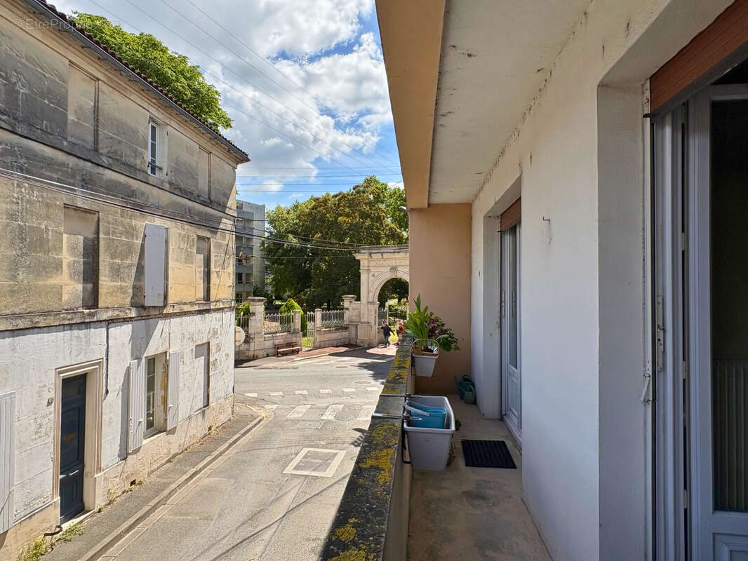 Appartement à COGNAC