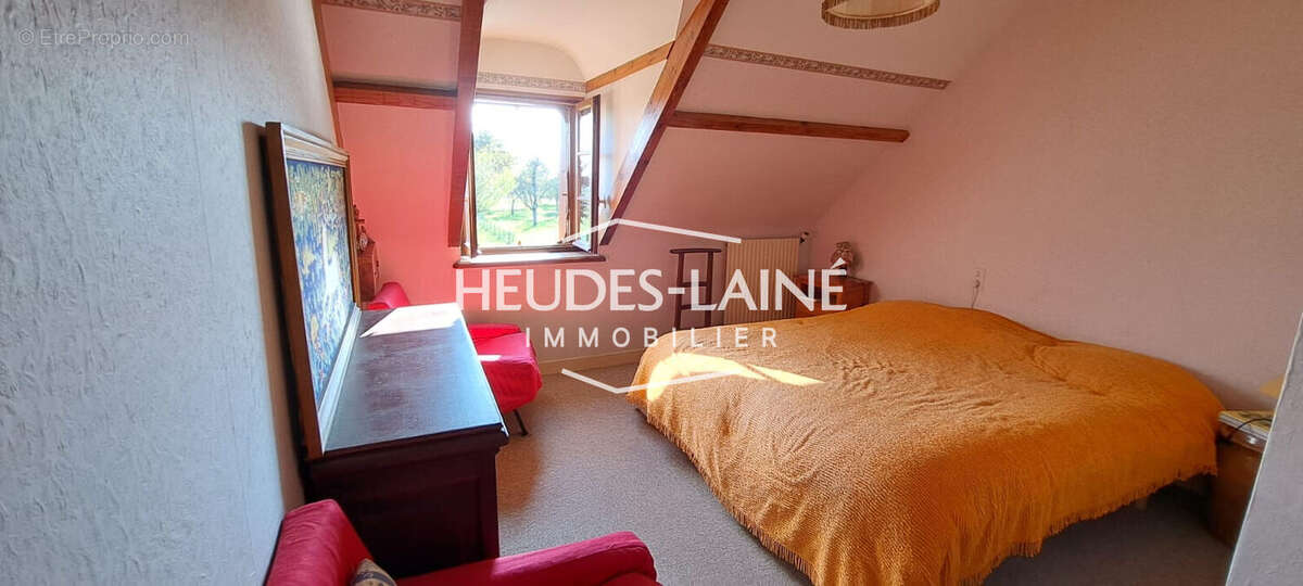 Maison à ISIGNY-LE-BUAT