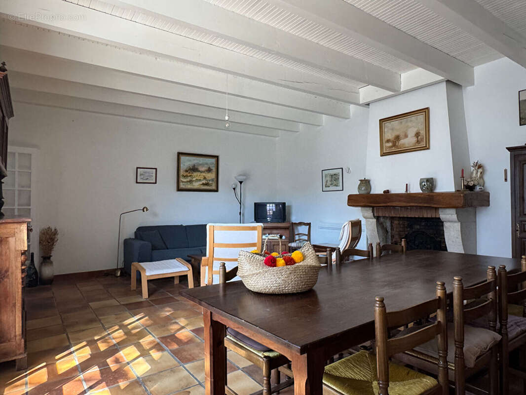 Maison à LA COUARDE-SUR-MER