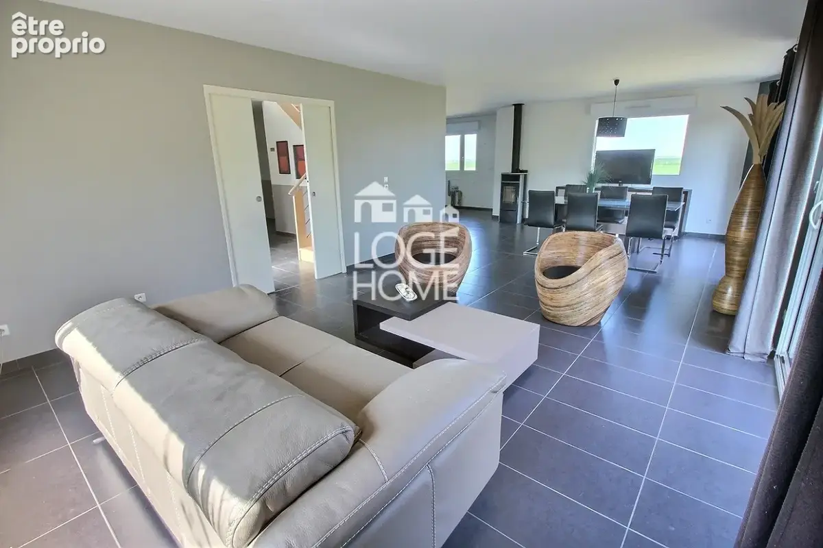 Maison 6 pièces 201 m² à vendre à Mazingarbe (62670) - photo 3