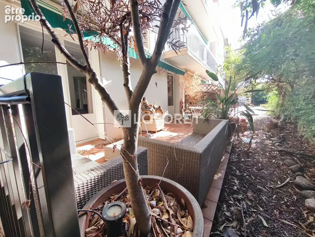 Appartement T3 avec terrasse, balcon et parking au centre de Céret - photo 7