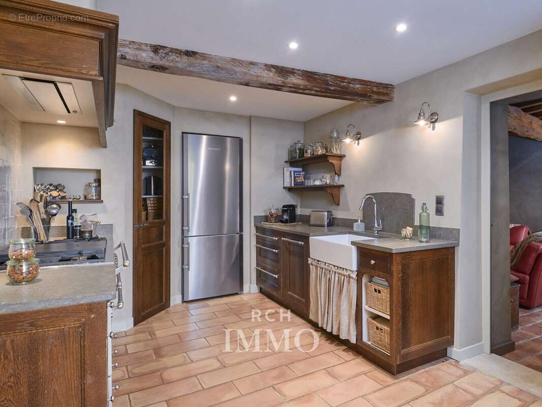 Maison à OYTIER-SAINT-OBLAS