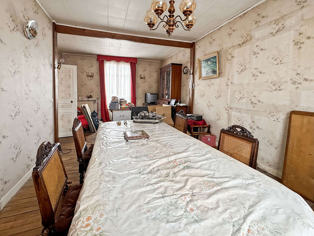 Maison à MONTREUIL