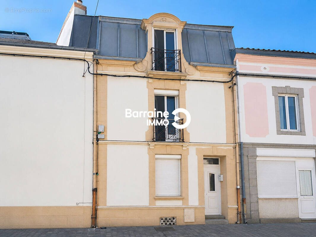 Maison à PORT-LOUIS