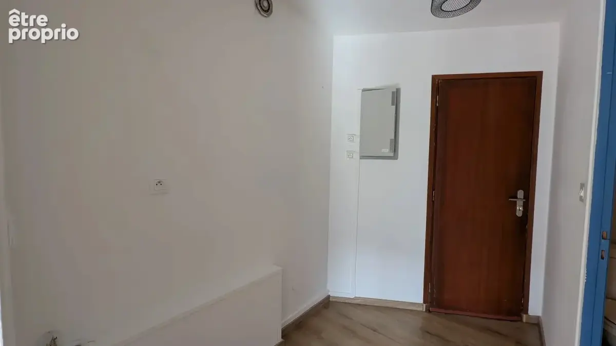 Beau studio rénové - photo 5