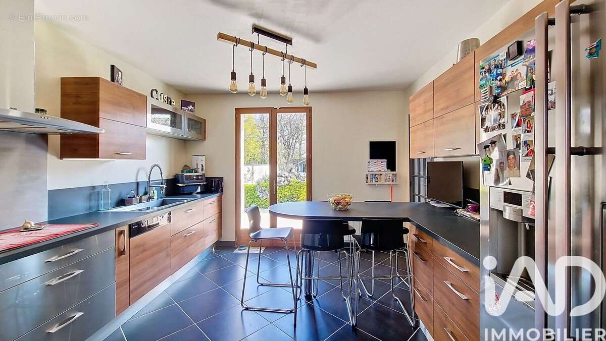 Photo 8 - Maison à SAINT-FARGEAU-PONTHIERRY