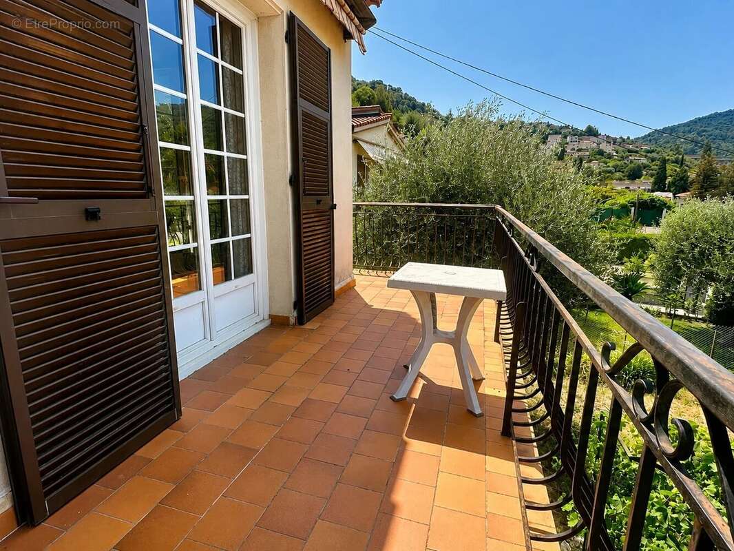Exclusivité - Maison - photo 9