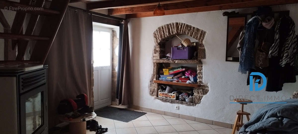 Appartement à AILLEVANS