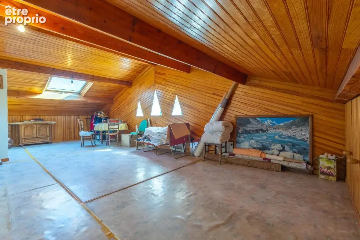 Maison sur sous-sol aménagé avec vue dégagée et piscine - photo 8