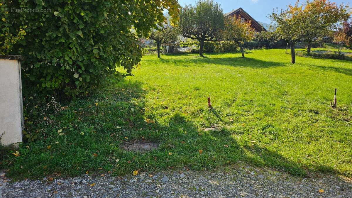 Terrain à bâtir d'une superficie de 700m² à ARVILLARD (73110) - photo 5