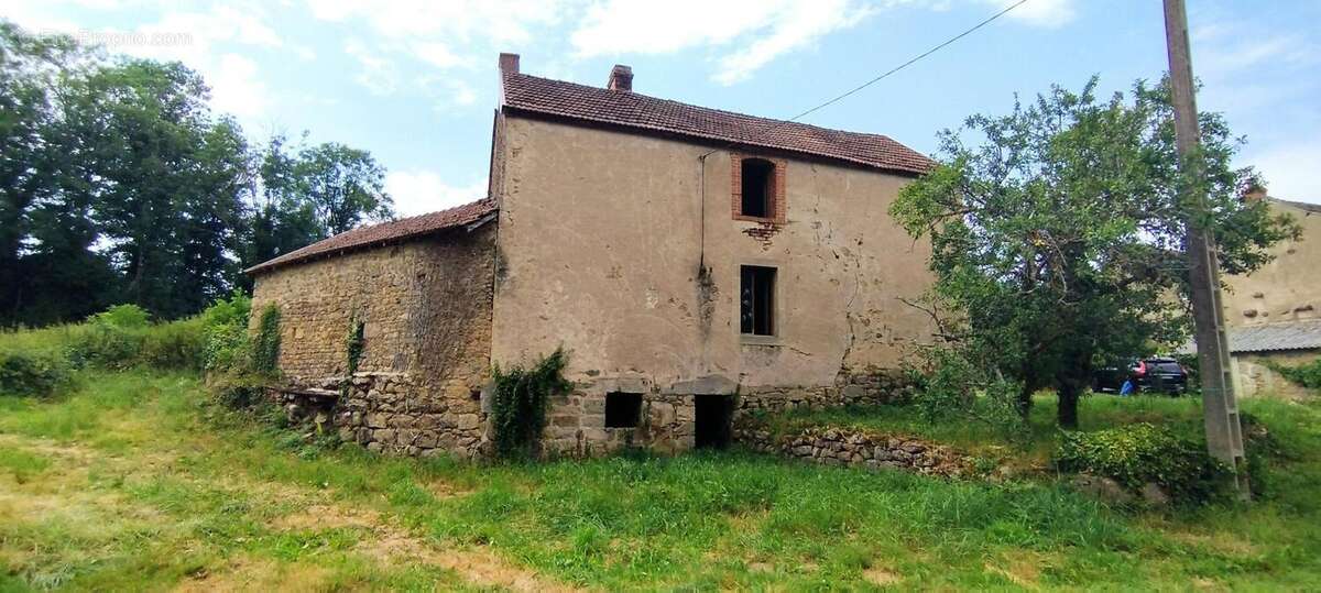 Photo 2 - Maison à ROUGNAT