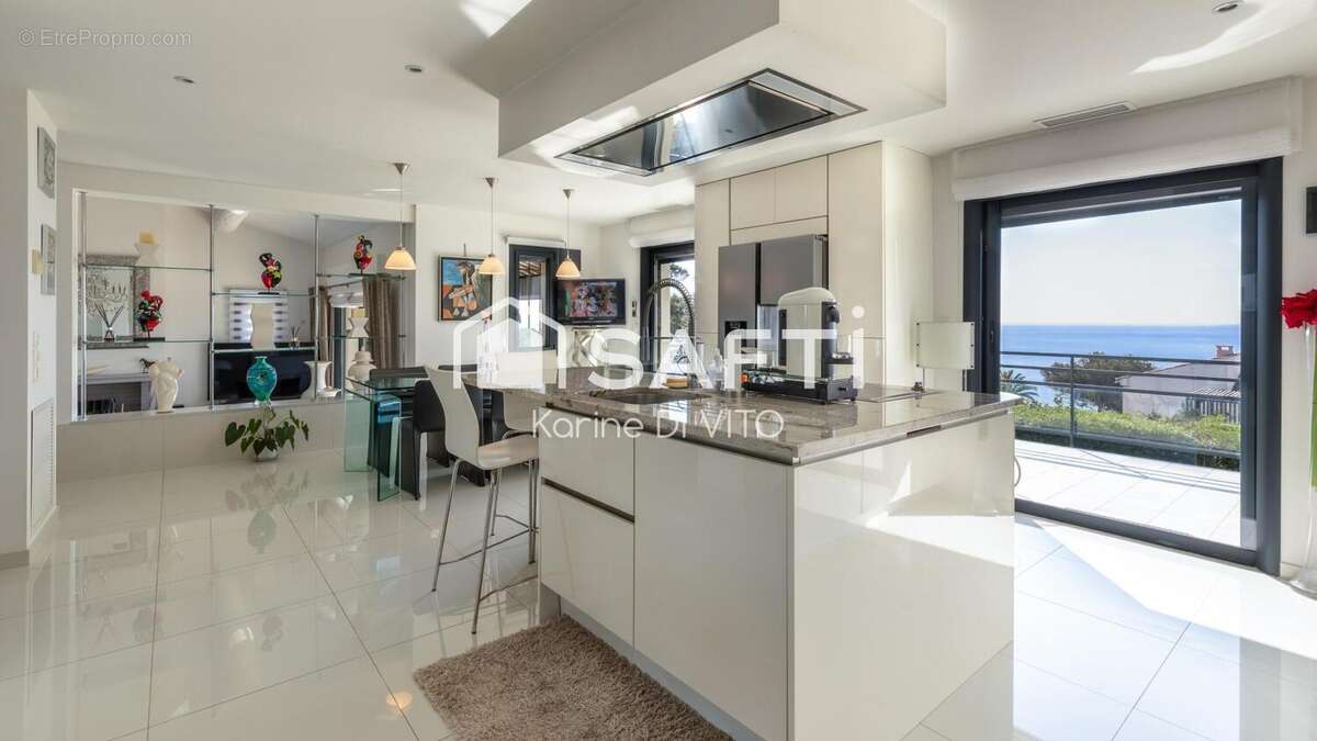 Maison 136 m² à Frejus  - photo 5