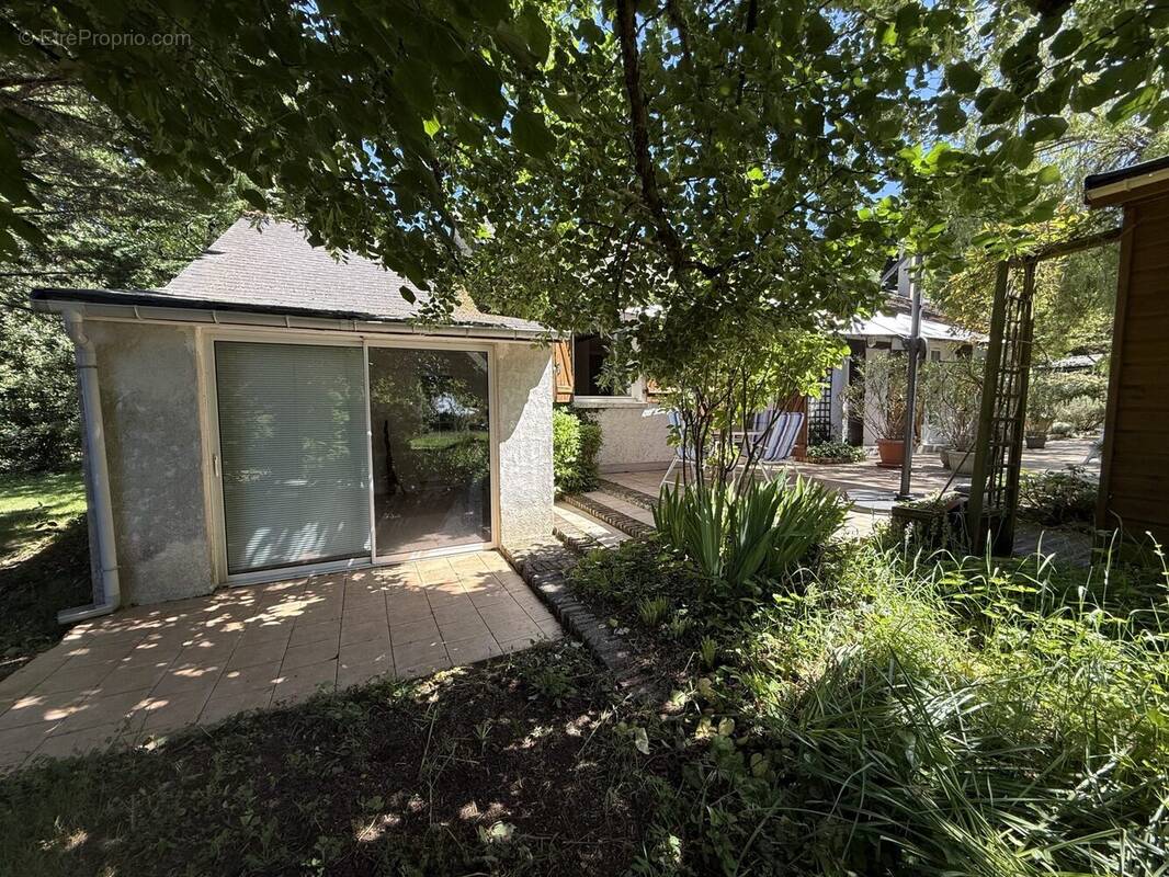Maison à AZAY-LE-RIDEAU