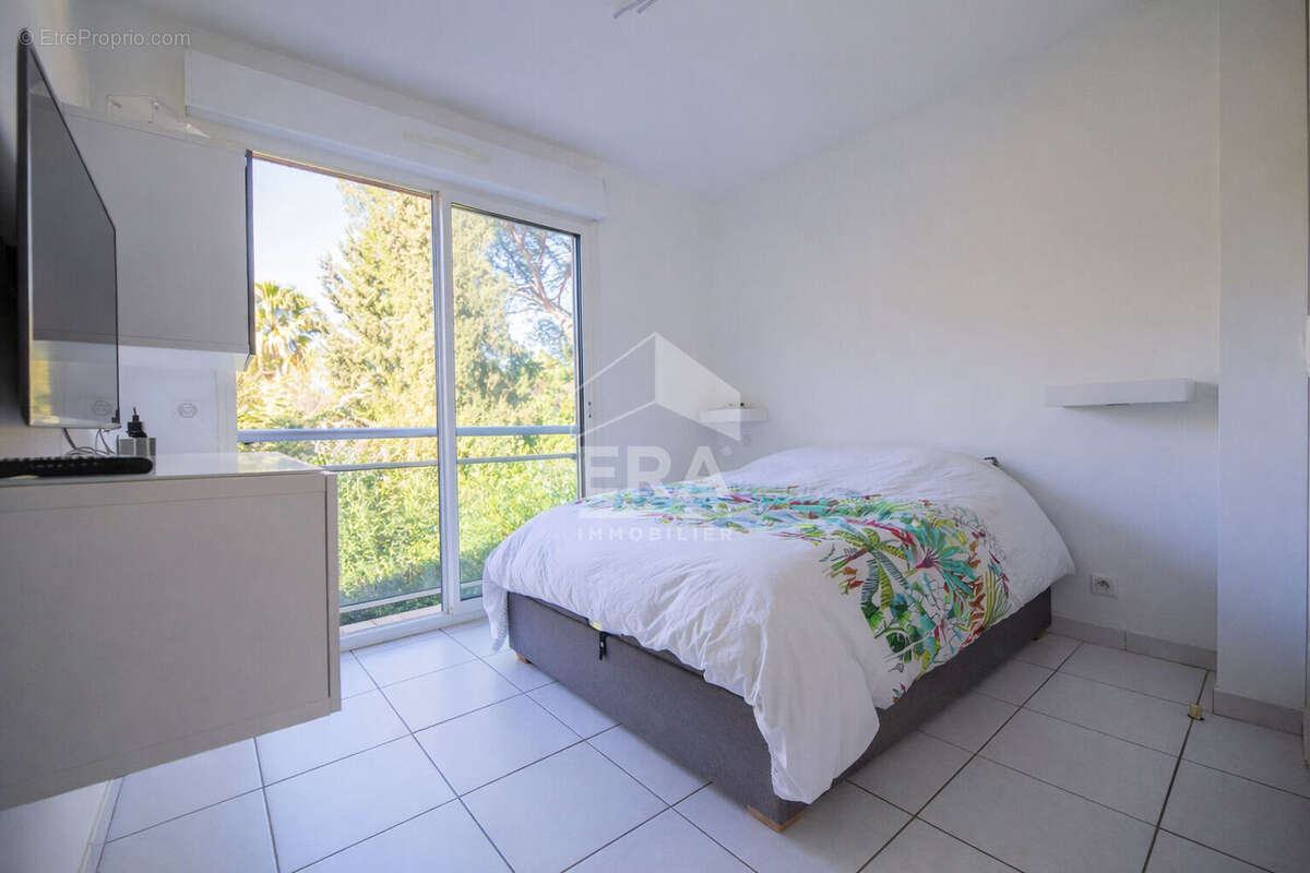 Appartement à MANDELIEU-LA-NAPOULE
